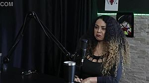 Feels so intense watching safada Charlottye spill putaria in porn cast Brazil part 3