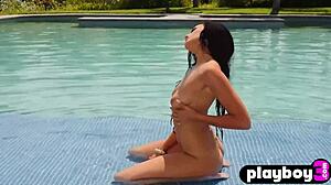 Gorgeous Milf Ashleigh Hannah Strips Lingerie Off Big Natural Tits In Horny Reveal