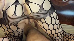 I love giving this hot girl a deep blowjob then doggy her sexy ass and pussy