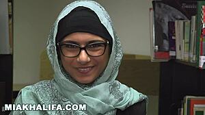 MIA KHALIFA OFFERS HER BIG TITS BOOKWORM BODY CLOSE UP FOR YOUR TABOO PLEASURE