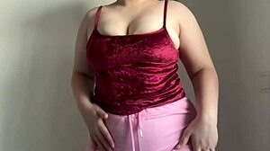 hey daddy, help me stretch this big ass and tits just right