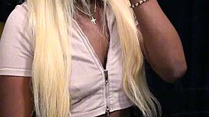 pretty ebony paraplegic pussy cracked wide open