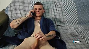 Duvido Você Não Gozar com Essa Rabuda Gordona Sentadona Delícia!