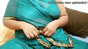 whoa, this iranian babe's huge tits are so damn sexy 😍