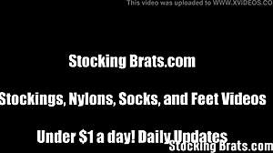 threeway lesbian footjob sucking and femdom fetish play 😈👅