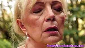 chubby GILF gets DOGGYSTYLE BANGED and POUNDED outdoors