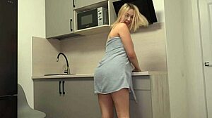 This crazy pimp sara bork pretends to be a foreigner climbed into my kitchen and asked me to fuck her harder