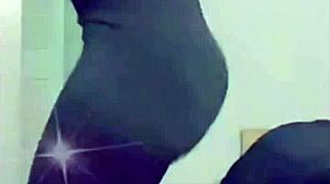 Ebony's Massive Ass in Leggings Feels Softer Than Waterbed