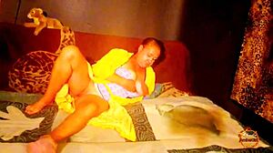 Tempting Klaudiaambergirl Strokes to Overflowing Mouth Cumshot