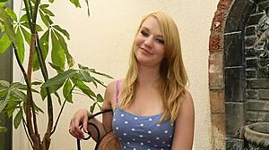 omg this petite teen slut's deepthroating that mature cock so recklessly