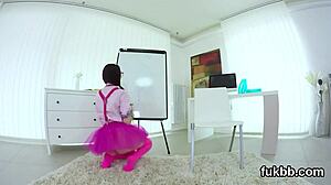 Does frisky nympho crave clit licking before pov screw?