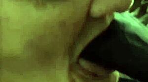 GRANNY GUMMER SUCKS HARD