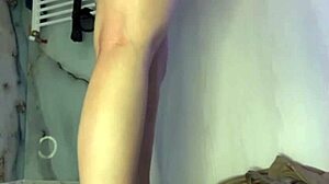 Hey amateur bbw teen, finger that fat pink pussy till you cum hard and horny!