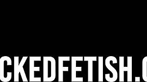 yessica bunny squeezes wet shaved pussy underwater