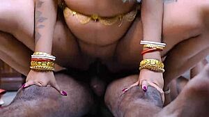 so the rich indian bhabhi is pleasin her servant with hot love makin in bedroom