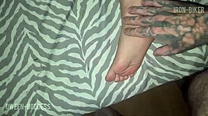 Babe Wakes on Dick Creampie Inside Homemade