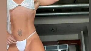 try not to cum on kortney olsons strong thick white queen ass 🍑💦