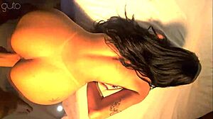 Lil Brunette Apoiado Na Cama Buceta Arrombada POV Creampie