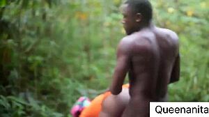 Hubby out, local boy fucks me good 😈🍆