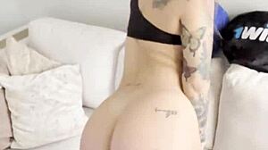 Super Horny Colombian Milf Masturbates Big Pussy on Boss's Sofa Now