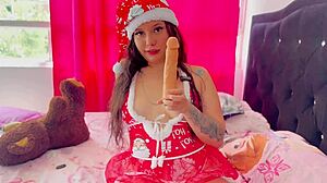 Hermosa latina kitty dj oils up squirts hard doggystyle