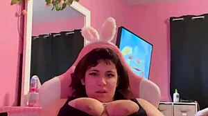 fat bbw fingers huge tits pinches big nipples rubs wet pussy