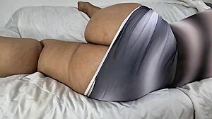 Chubby Colombian housewife shakes huge fat ass and big pussy lips begging for rough backyard fuck