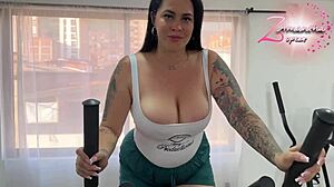 when i'm alone at gym i fuck myself deep with toy 😈💦