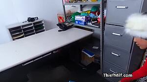 Hammer that gagging busty milf thief hard on xmas!