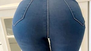 perfect body! peach ass goddess takes raw creampie pounding till legs shake in orgasm!!