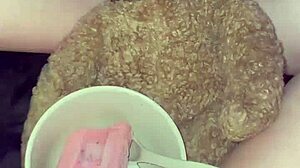 wow saudi arabian snowwhite teen masturbates with pizza chocolate fruits in la!