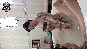 comer na banheira skinny brazilian blonde sucks big cock domination pool orgasm