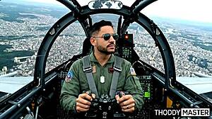 tesao extreme... gozada floods my mouth so tasty!