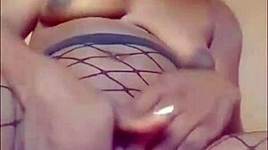 i was home horny so i grabbed my toy for juicy pussy squirt