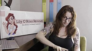 Redhead reviews Uros Nexus sex machine dildo vibrator on big tits and vagina