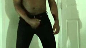 cum worship in tight jeans for her free