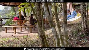 hey sweaty feet lovers 😍 taking off my shoes and socks on medellín cableway part 2 👟🧦💦