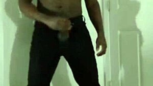 cum worship in tight jeans for her free