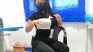 Cholita Shakes Big Ass Reveals Shaved Pussy