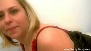 Pretty Italian wife blows husband in homemade POV