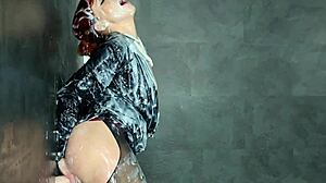 GLORYHOLE BABE DRIPPING IN THICK BUFFAKE JIZZ FROM HEELS UP