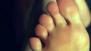 gorgeous latina goddess in nylons heels seeks foot worship lover