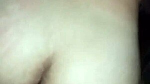 Puta safada rebola no pau grosso pedindo mais gozo na cara