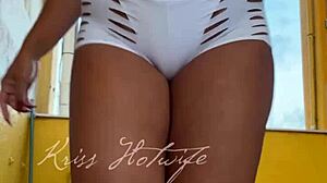 Gym Friend Catches Naughty Wife Flashing Cameltoe in Tiny New Shorts?