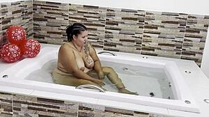 hey stepmom, fuck me in the jacuzzi while hubby's gone?