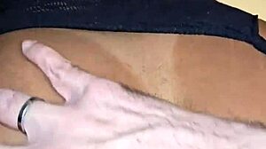 Meu marido corno adora ver o amigo dotado foder minha buceta gostosa