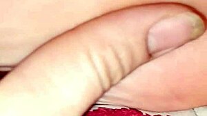 hey wanna see me licking my girlfriend's sexy toes and feet?