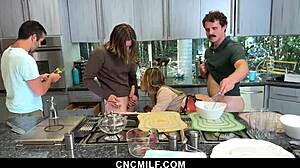 wanna see all my men freeuse my big tits ass in hardcore 4some?