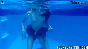 Yessica Bunny Helen Star Horny Pool Duo!