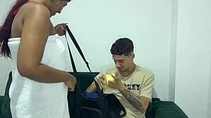 metelo sin condon en ese culo latino y cubrela de crema pa la deuda